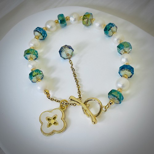 Teal pearl beaded bracelet - pearl,