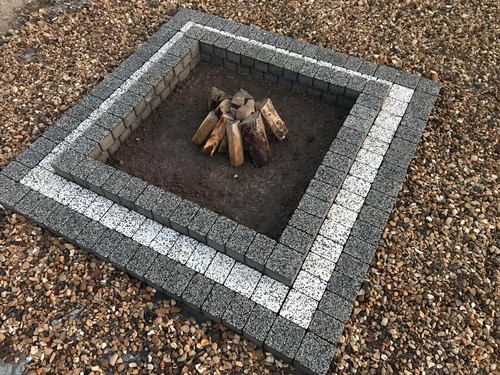 Fire pit square - , granite