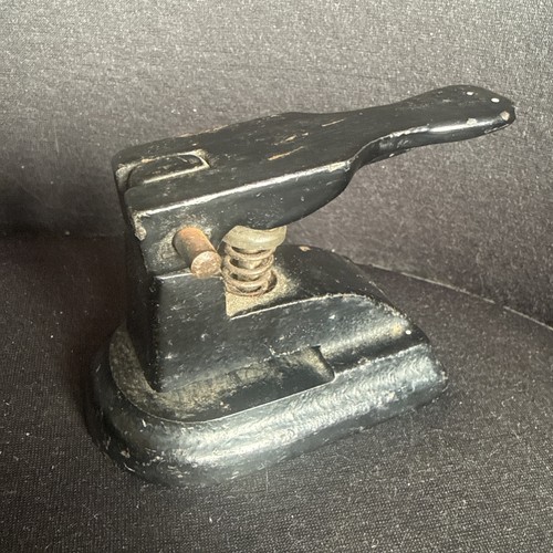 Vintage hole punch desk top - punch,