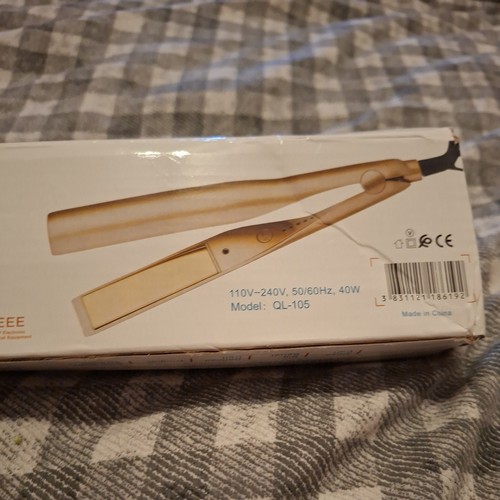 Hair straightener and curler - hair,