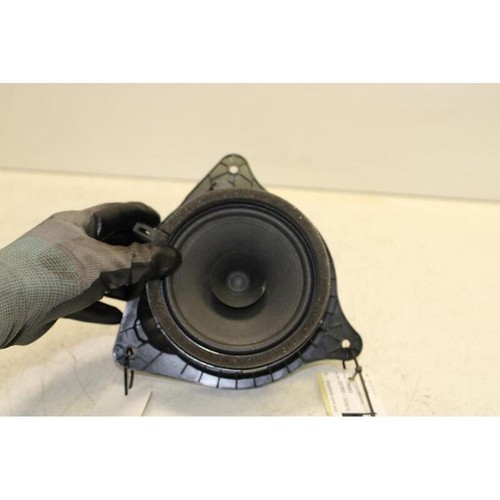 Rear left door speaker volvo - left,