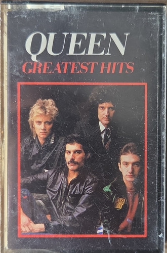 Queen greatest hits cassette - greatest,