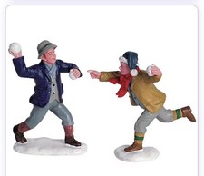 Lemax Christmas Village Figures “Snowball Fun” #62308 Set Of 2 (Loose)