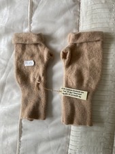 100% Cashmere Ladies ‘Redbone’  Camel Fingerless Gloves Medium Upcyc M10