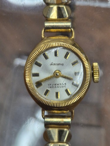 Ascania 18k gold - women's, watch