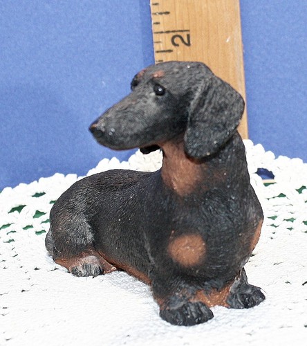 Dachshund doxie dog - dachshund, figurine