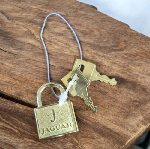 Small jaguar padlock working - padlock,