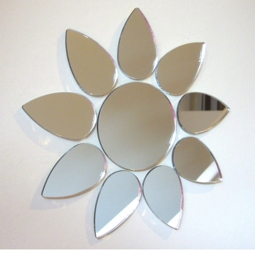 Flower shaped acrylic mirrors - shaped,