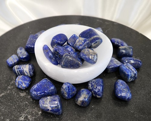 Natural lapis lazuli - lazuli, tumbled