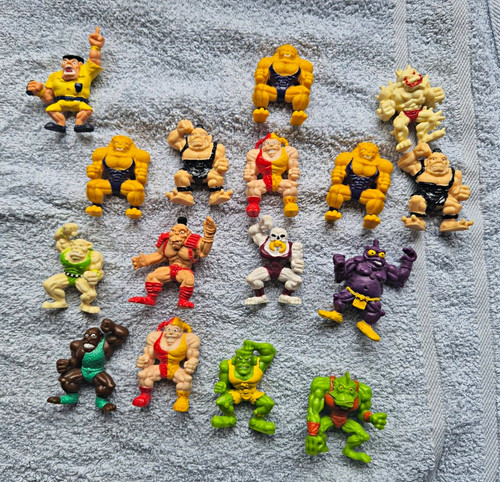 Bundle vintage monster in - of,
