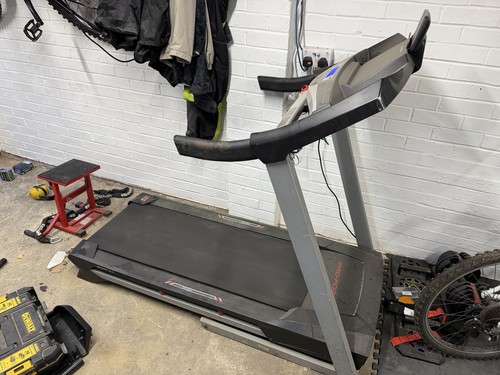 Preform treadmill running - preform,