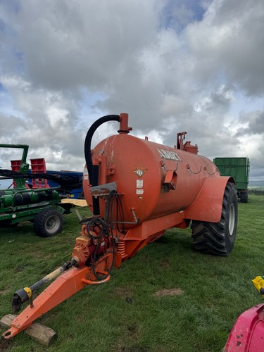 Abbey 1600 slurry tanker