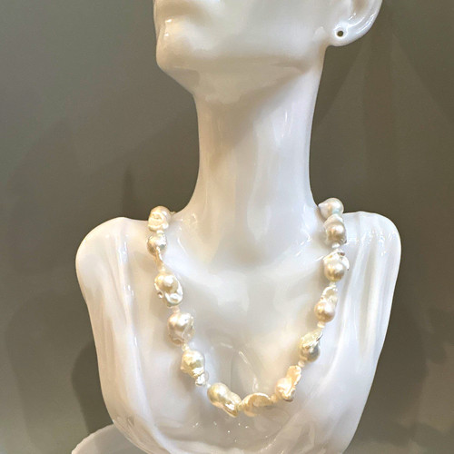 White baroque pearl beaded - pearl,