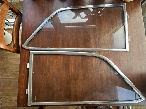 Volvo 142 rear side windows - rear,