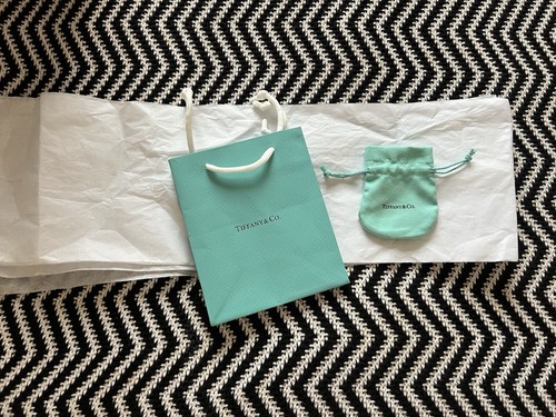 Tiffany gift bag - &, &