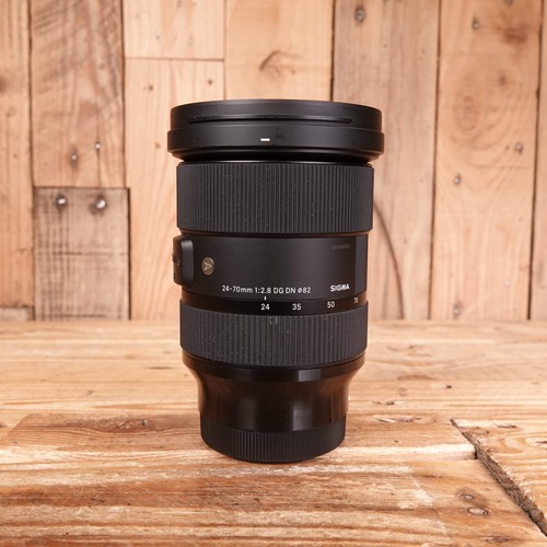 Used sigma 70mm - dg, dn