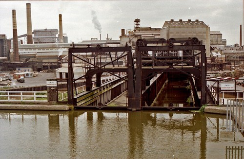 Photo 12x8 the anderton - photo,