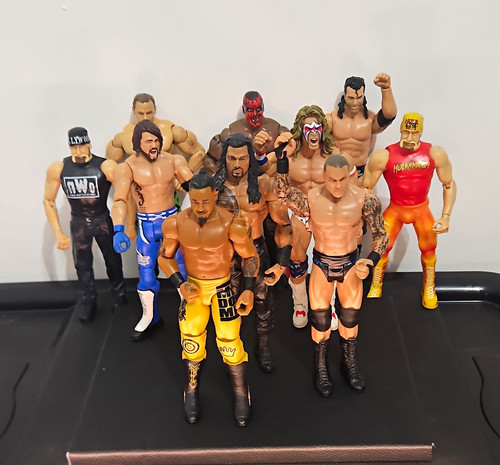 Wwe wrestling figures - wwe,