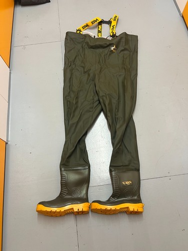 Vass chest waders - size, 9