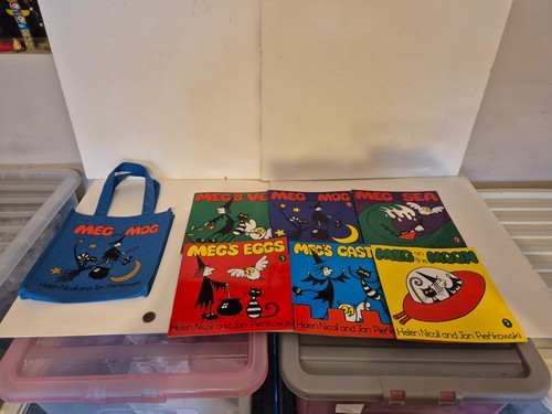 Meg mog book set x6 - &,