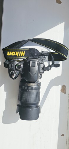 Nikon d60 slr 105mm nikkor - nikon,