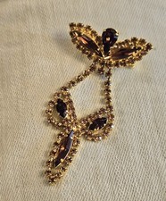 Beautiful Dangly Style Brooch With Brown Feature Stones And Clear Rhinestones