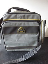 Samsonite Vintage Flight Bag with top handle and shoulder strap