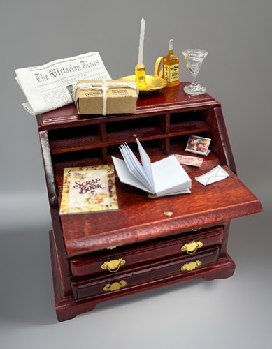 Dolls house furniture bureau - , &