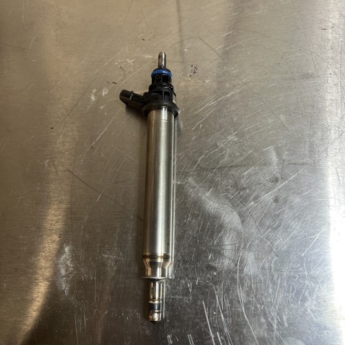 Petrol fuel injector - petrol,