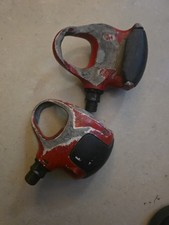 Look Delta Clipless Pedals Red