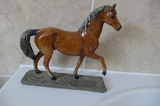 AYNSLEY ANIMAL KINGDOM SERIES TAN HORSE ON STAND 
