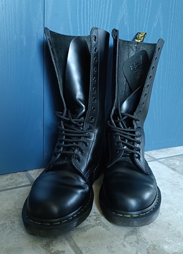 Martens eye boots - 14-eye,