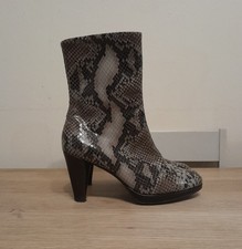 Peter Kaiser Snakeskin Pattern
