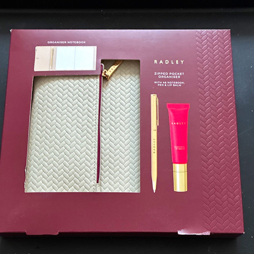 Radley zipped pocket - zipped,