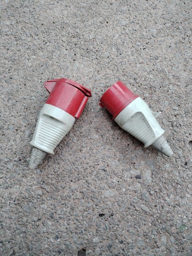32a 400v phase male - 400v,