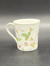 Wedgwood Wild Strawberry Mug