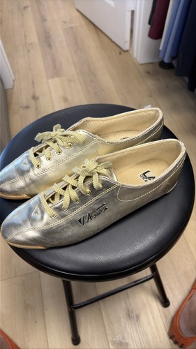 Vintage gear gold metallic - gear,