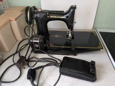RARE VINTAGE FEATHERWEIGHT