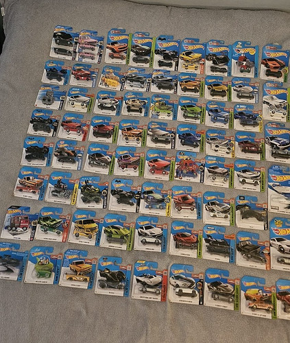 Hot wheels mixed - hot, choose