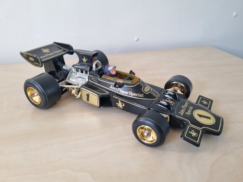 Corgi lotus john player - corgi,
