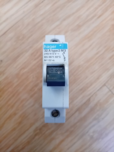 Hager amp type - amp, 2