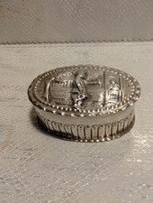 Solid silver repousse snuff - silver,