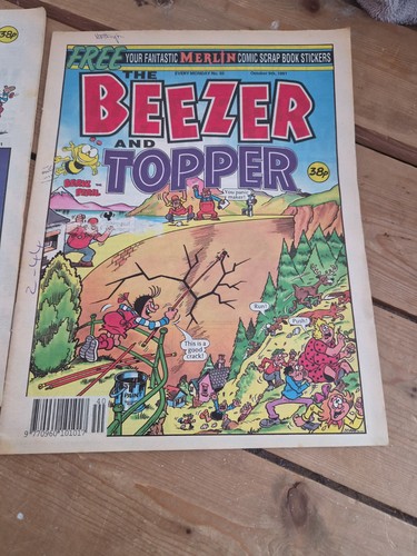 The beezer and topper comic - topper,