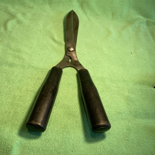 Vintage garden shears - shears, clippers