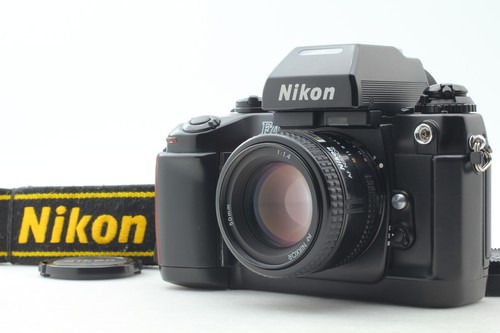 Leak mint strap nikon - no, w/strap