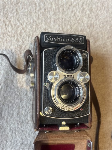 Yashica 635 vintage - vintage, tlr