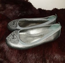 Ladies Grey Juicy Couture Pumps Size 3 UK Heart Flat Shoes Ballerina