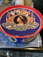 Vintage cake tin Queen Elizabeth II Silver Jubilee 1977 - Souvenir Tin Tray