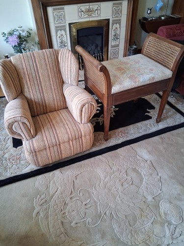 Childs arm chair - arm,