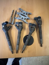 Audi A3 1.6tdi 4x Injectors CLHA CLHB